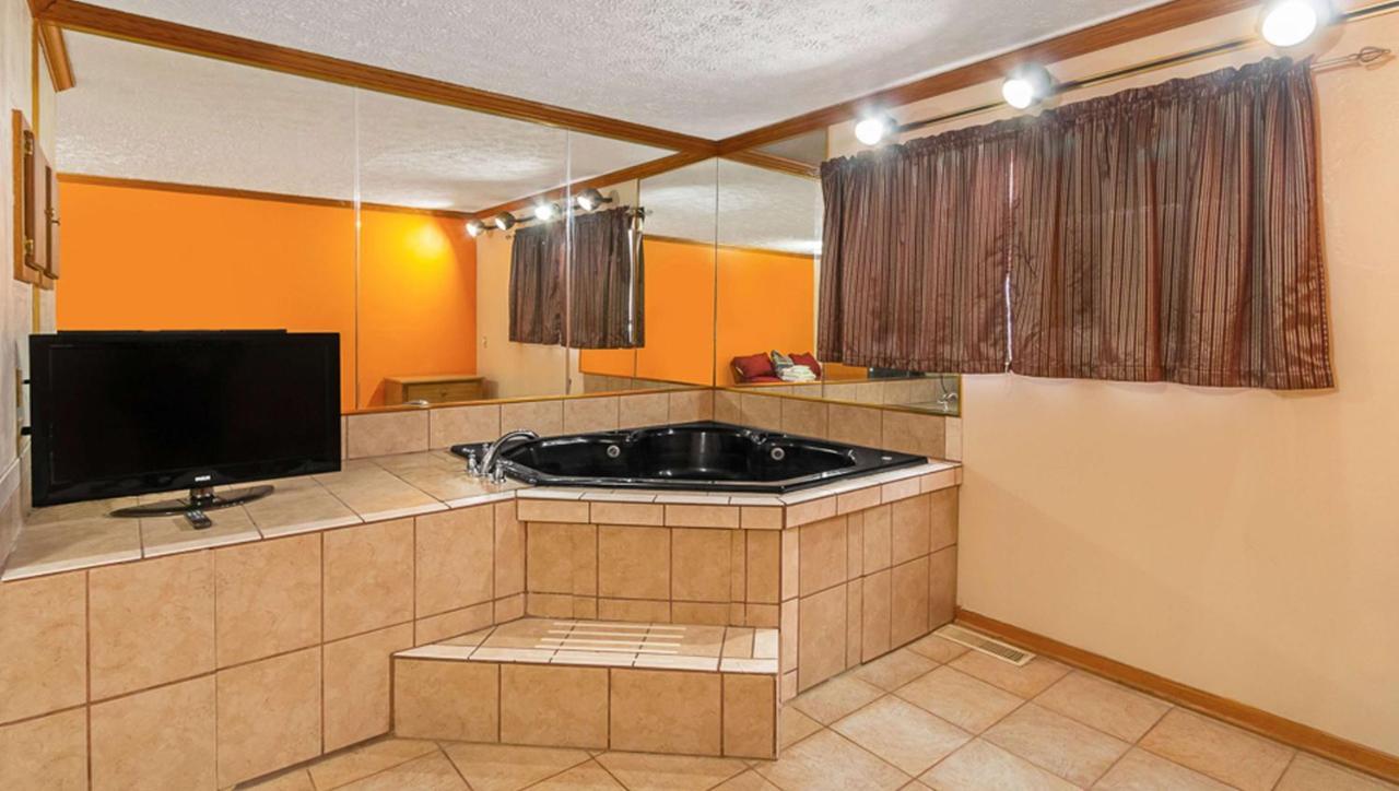 Magnuson Hotel Extended Stay Canton Ohio Lake Cable Eksteriør bilde